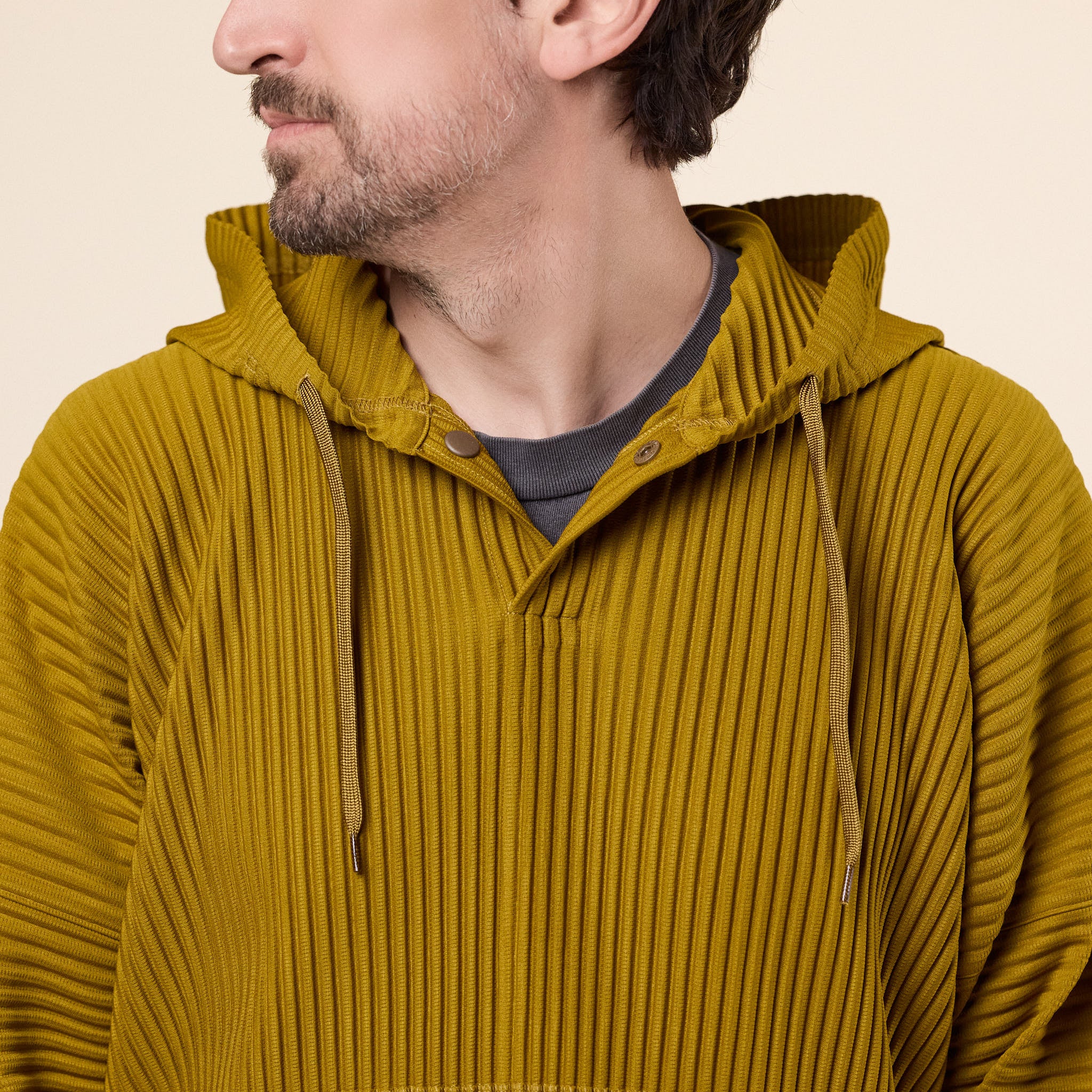 Homme Plissé Issey Miyake - Monthly Colours Pleated Hoodie - Shade Dandelion