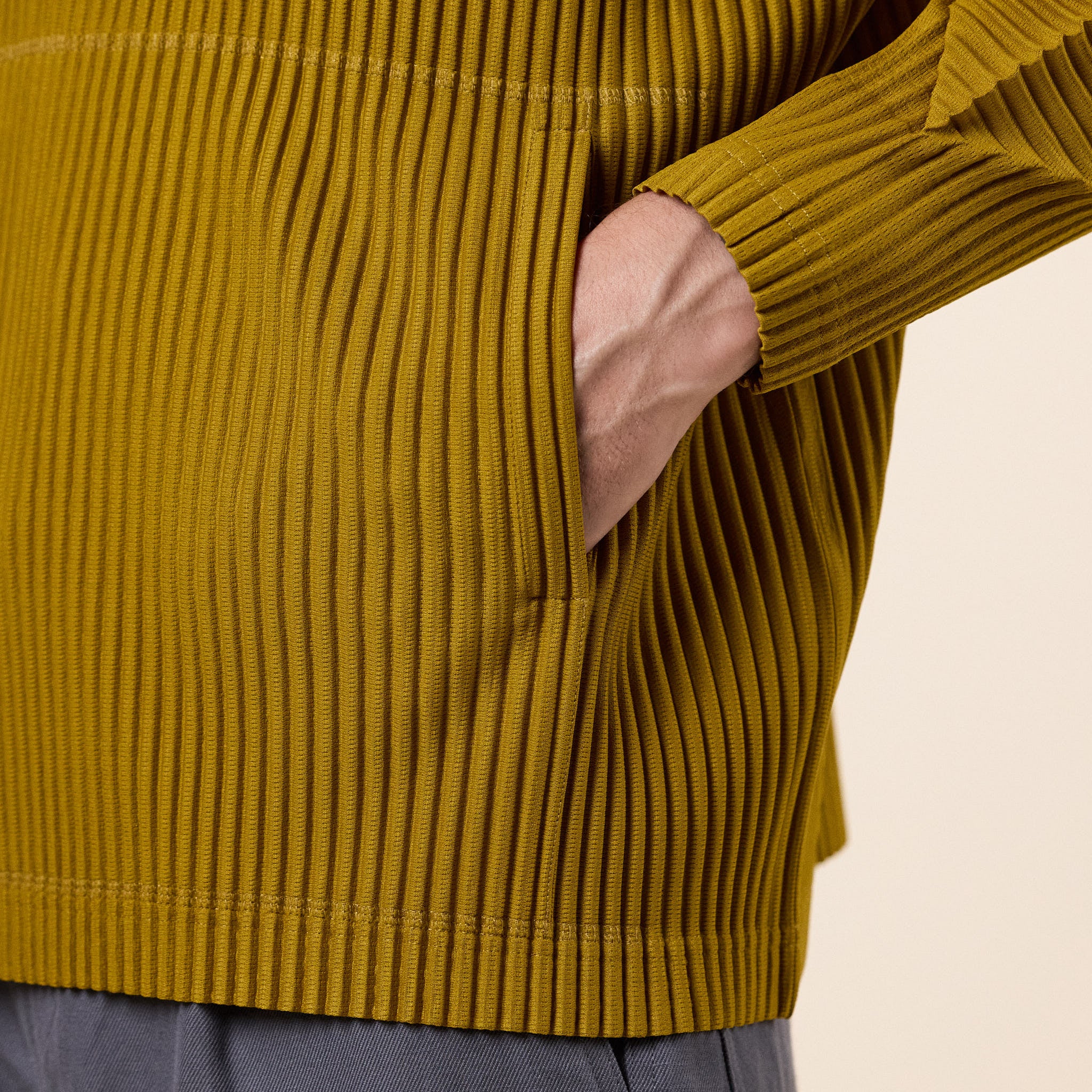 Homme Plissé Issey Miyake - Monthly Colours Pleated Hoodie - Shade Dandelion