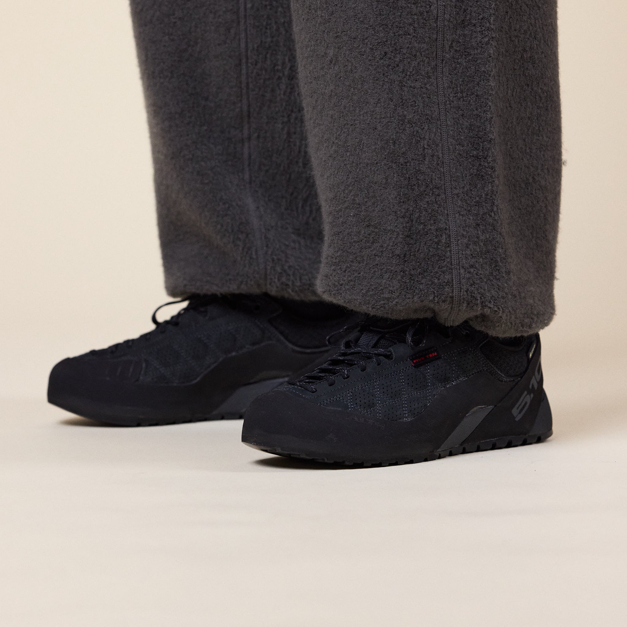 Adidas - Guide Tennie Pro Gore-Tex Shoes - Black
