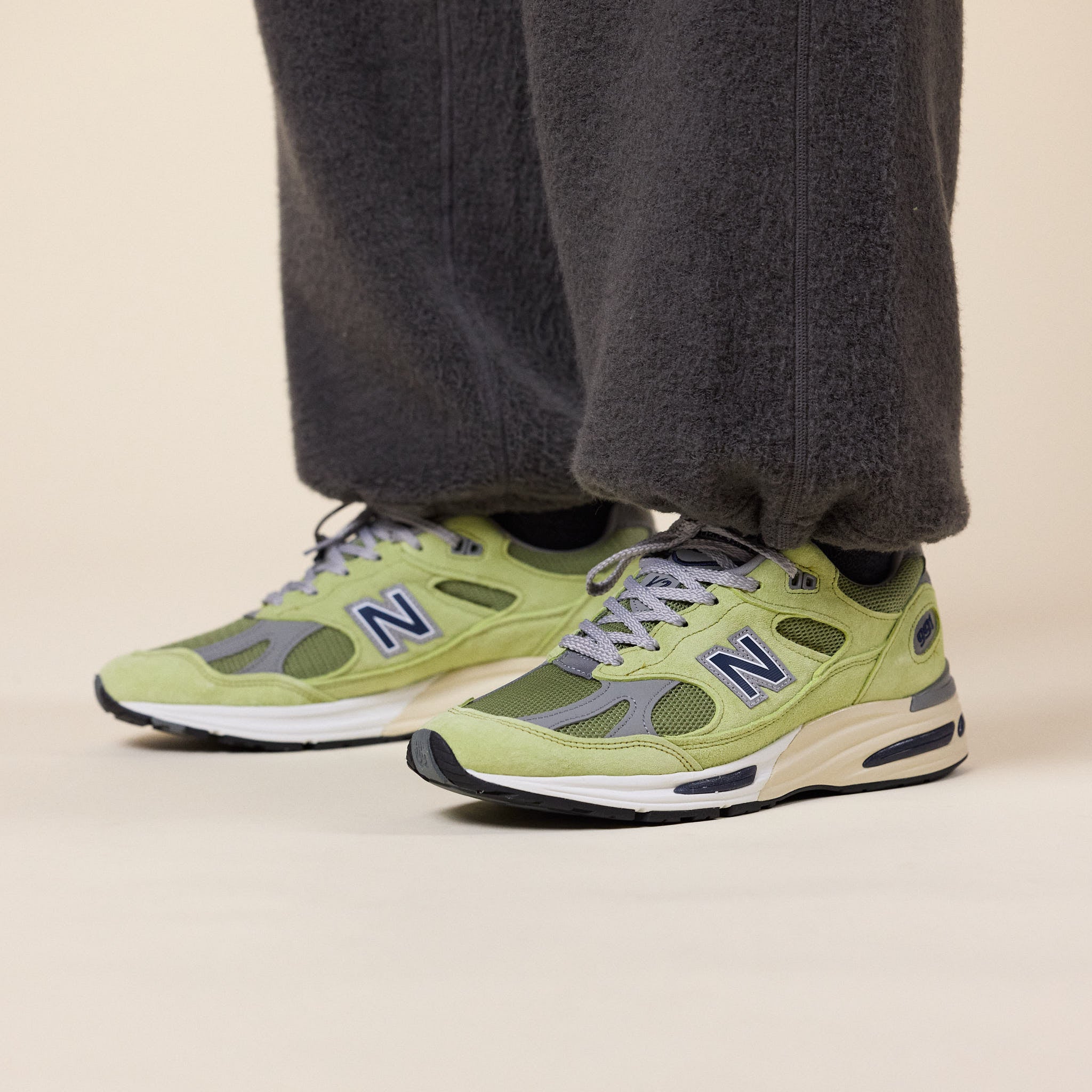 New Balance - Made in UK 991 v2 - Green Banana / Moss / Moon Mist