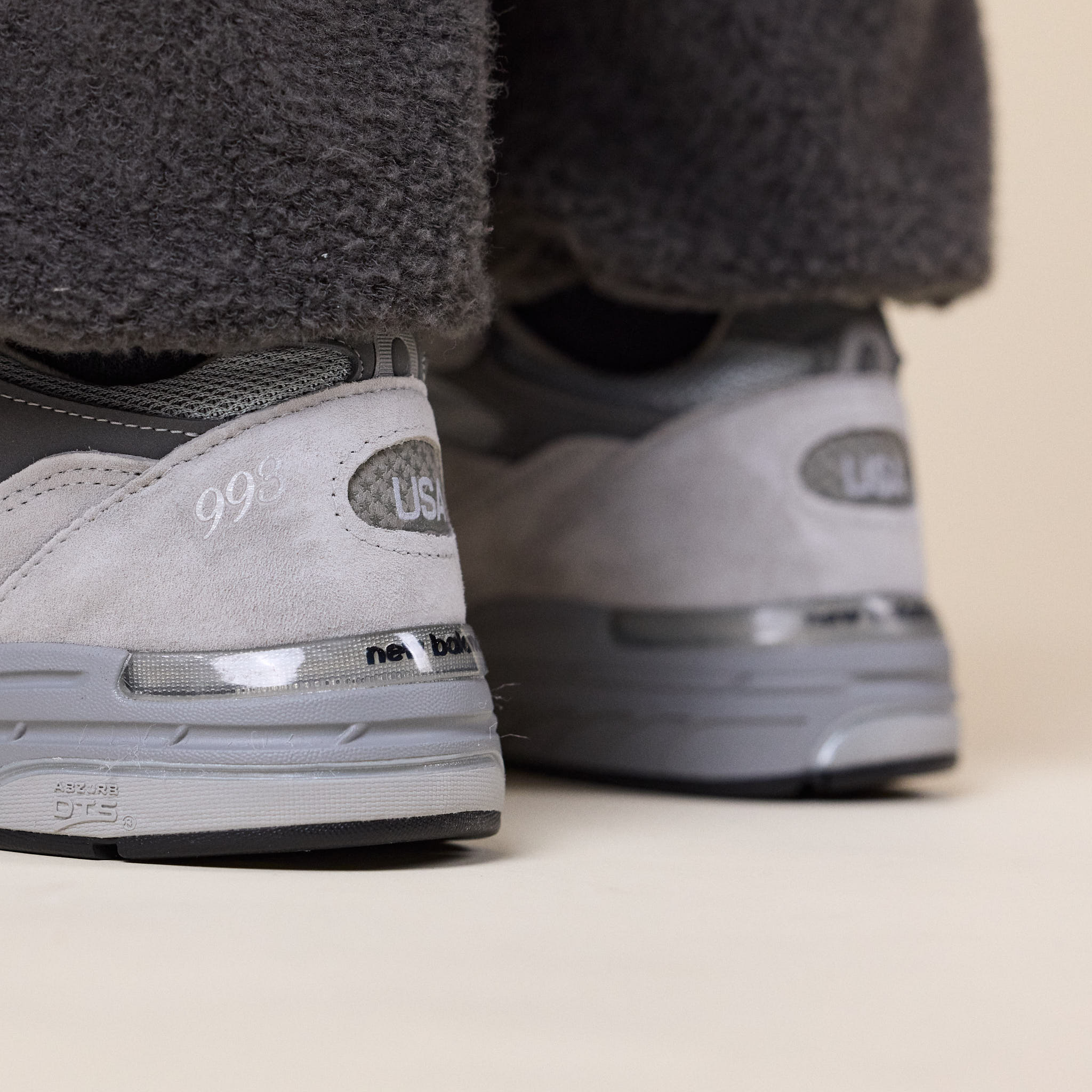 New Balance - Made in USA 993 - Grey / White
