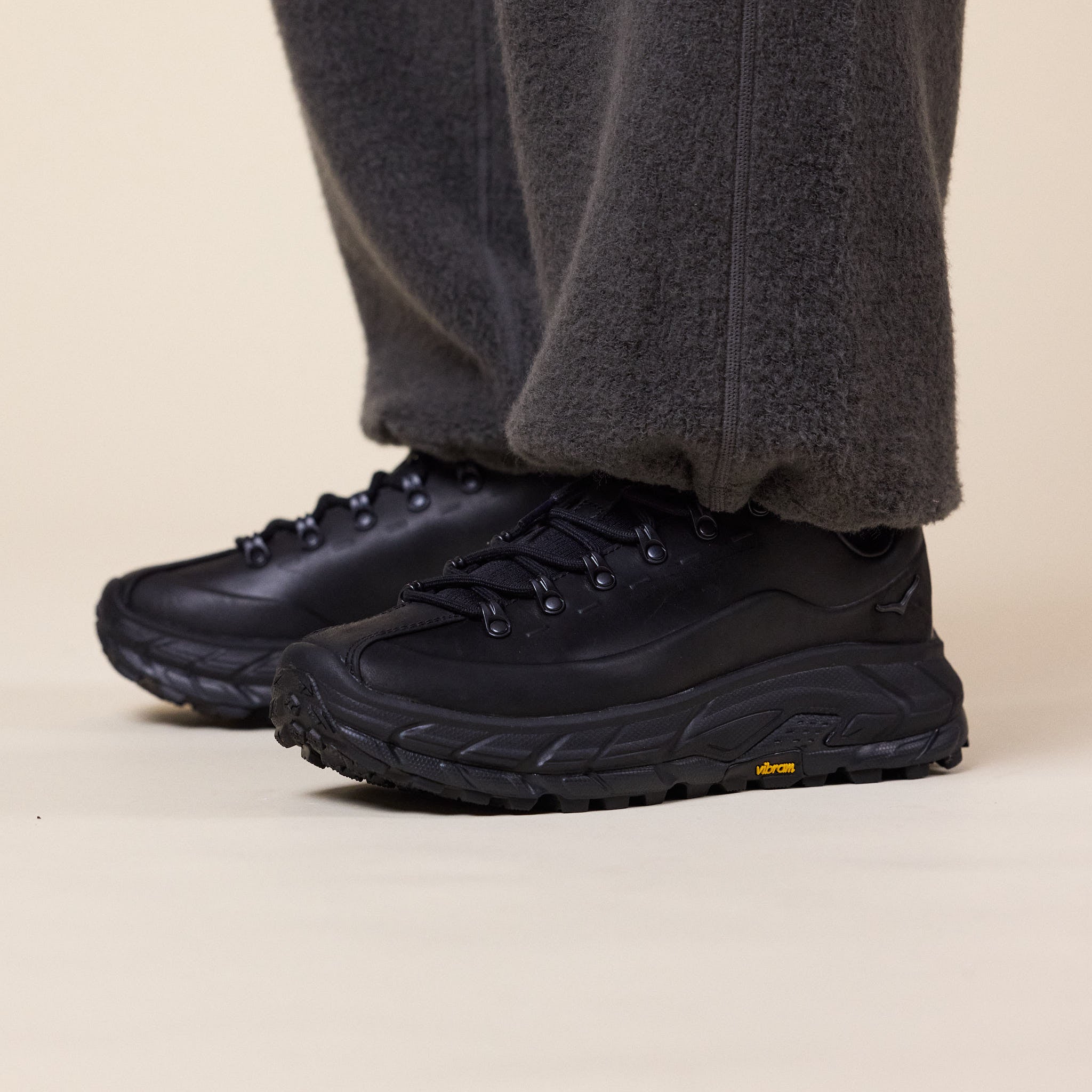 HOKA - Elite Terrain System Tor Summit - Black / Black