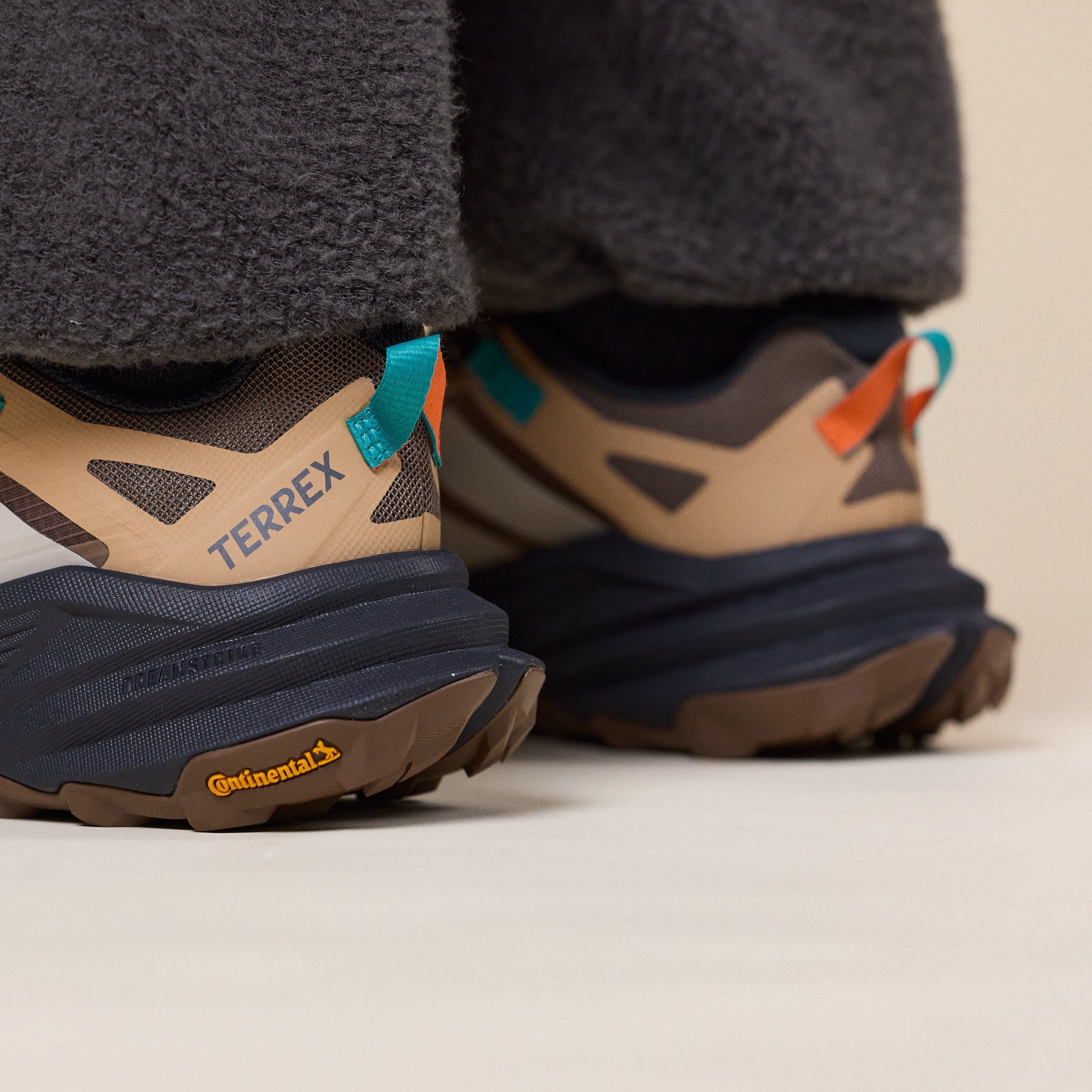Adidas - Terrex Freehiker SL - Earth Strata / Beige / Pure Teal