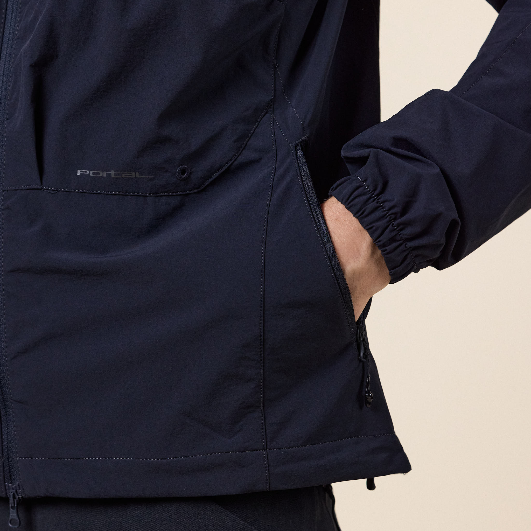 Portal - Acre Light Jacket - Black Beauty