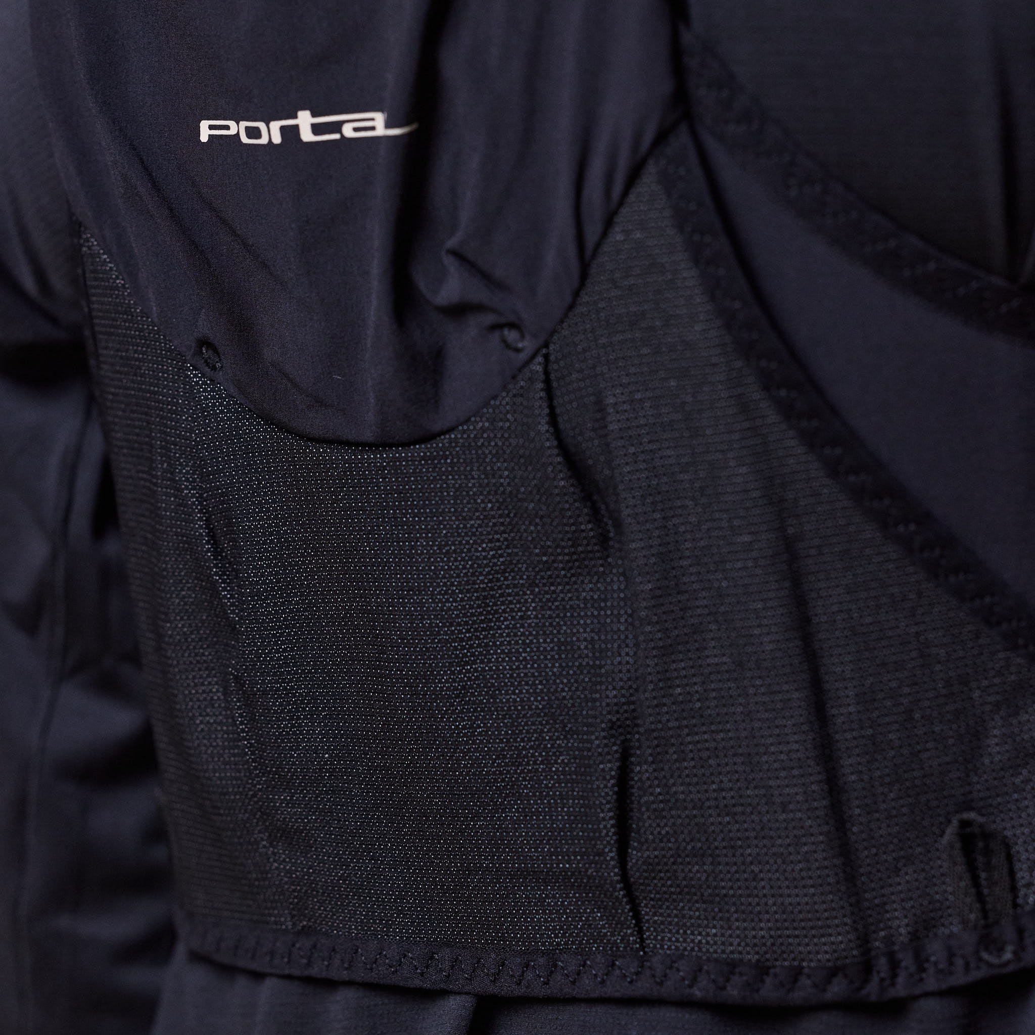 Portal - Passage Cargo Vest - Black Beauty