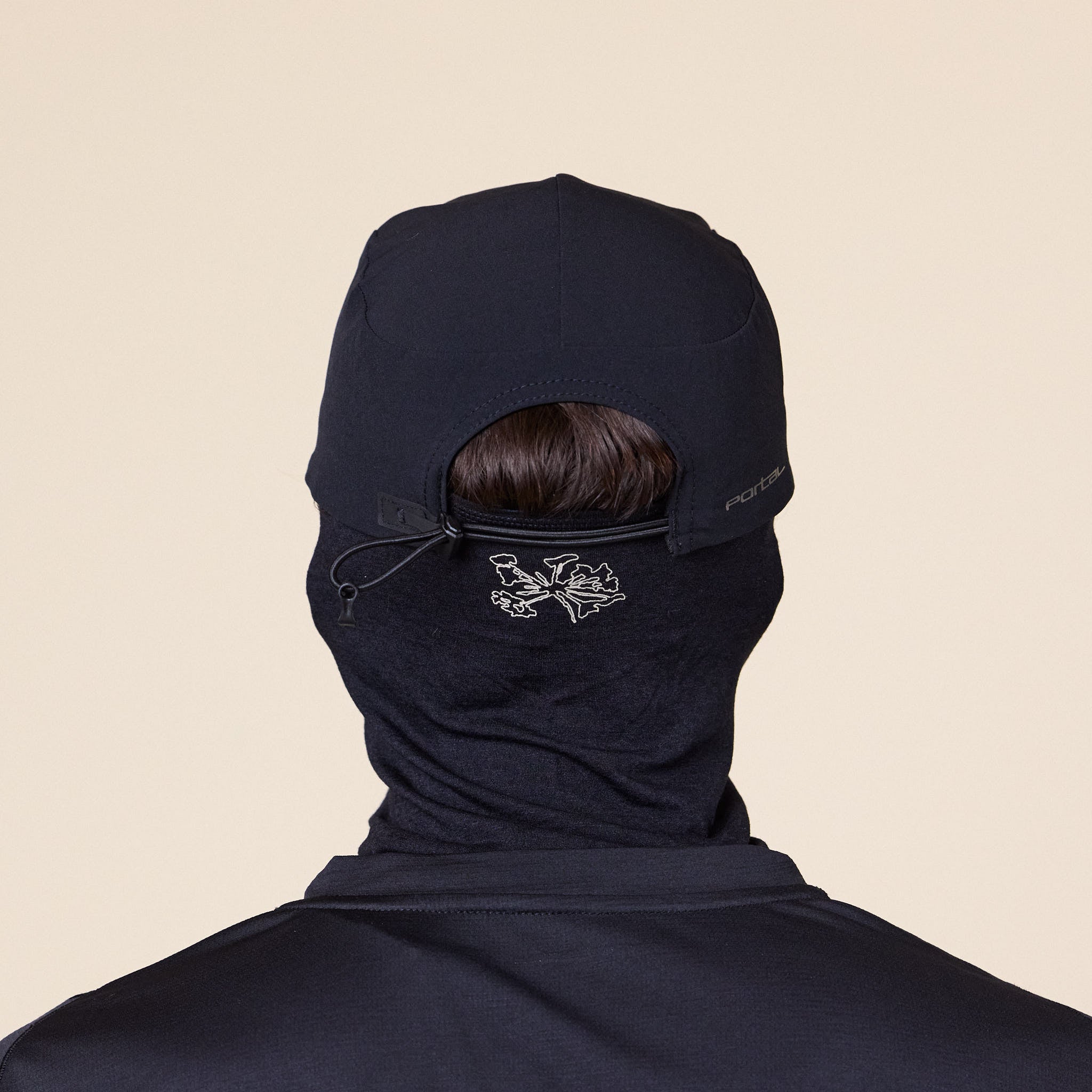 Portal - Drift Merino Gaitor - Black Beauty