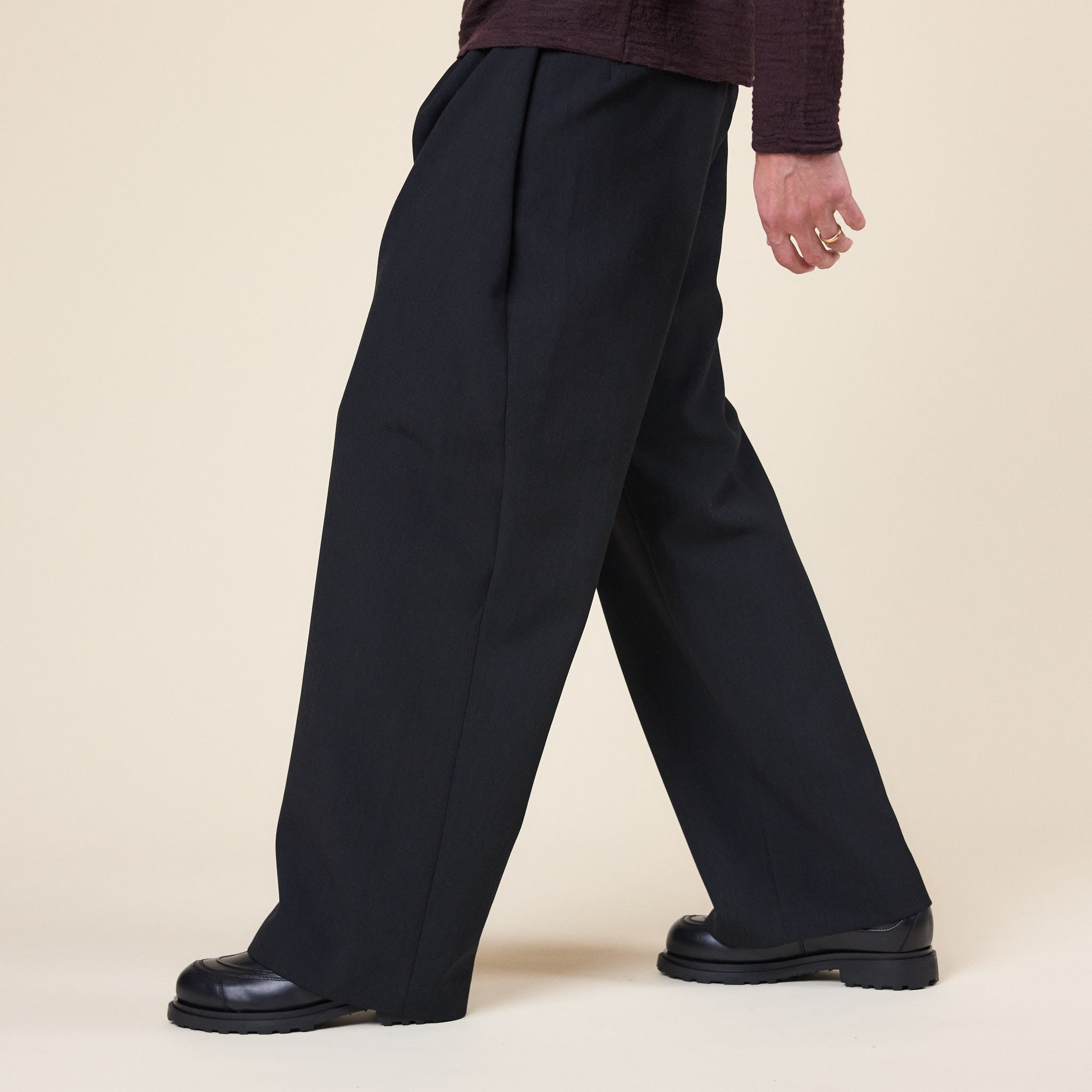 J.L-A.L - Uvas Trousers - Shungite Black