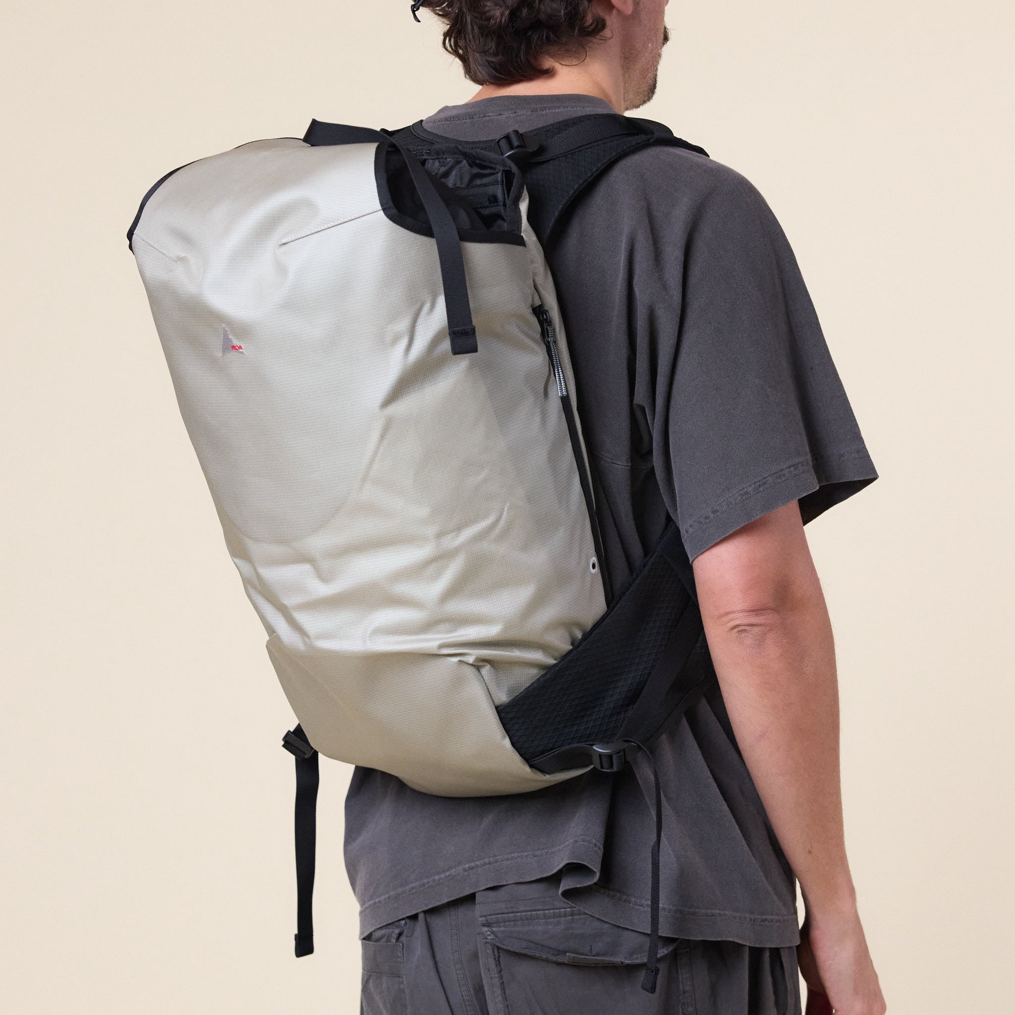 Roa Hiking - Tetsudo Technical Shell Backpack - Beige / Black