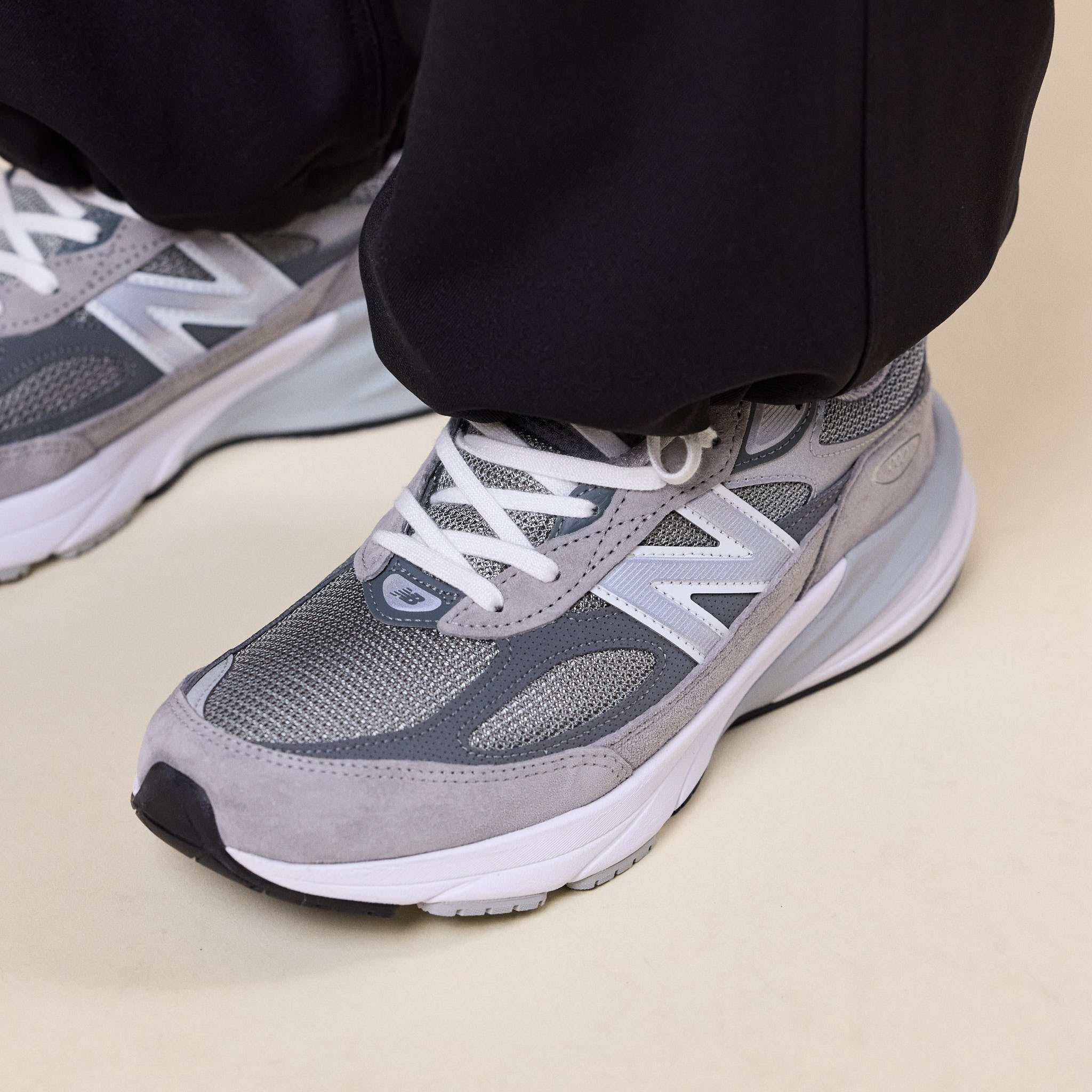 New Balance - Made in USA 990 v6 - Grey