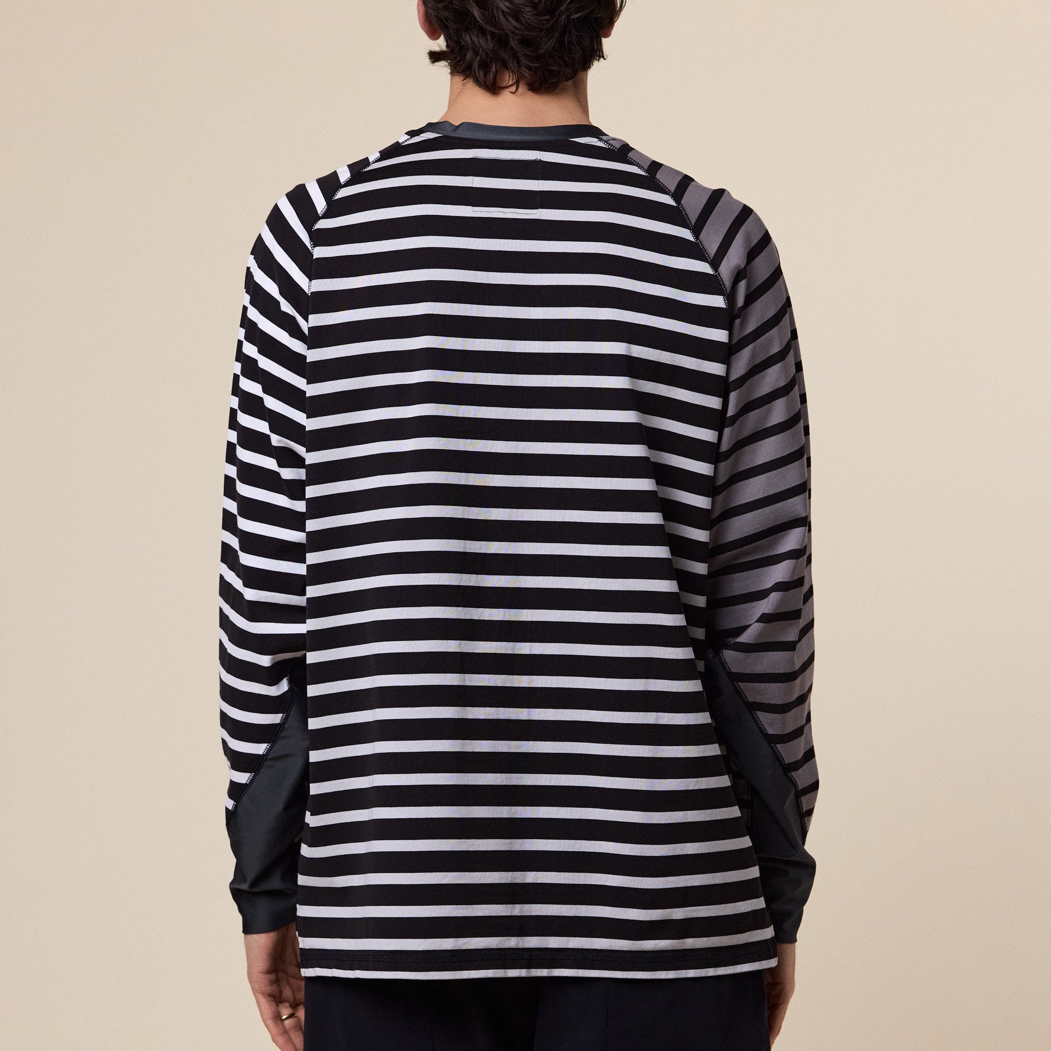 CMF Comfy Outdoor Garment - Border Longsleeve Tee - Black