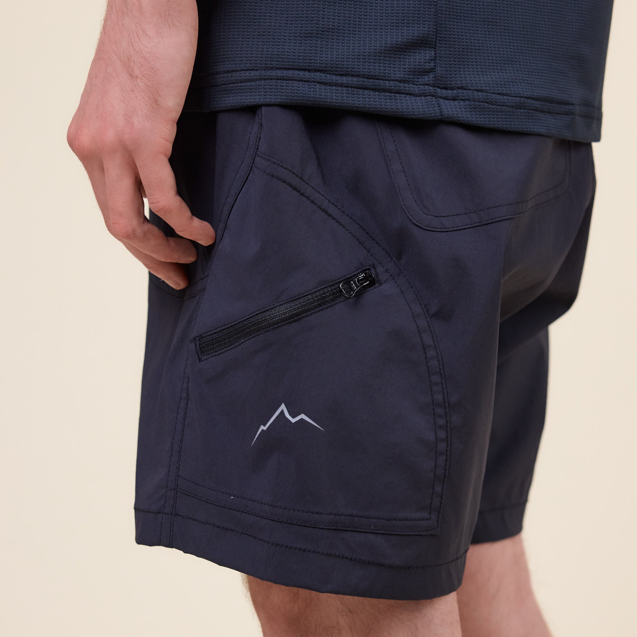 CAYL "Climb As You Love" - 6 Pocket Hike Shorts - Black
