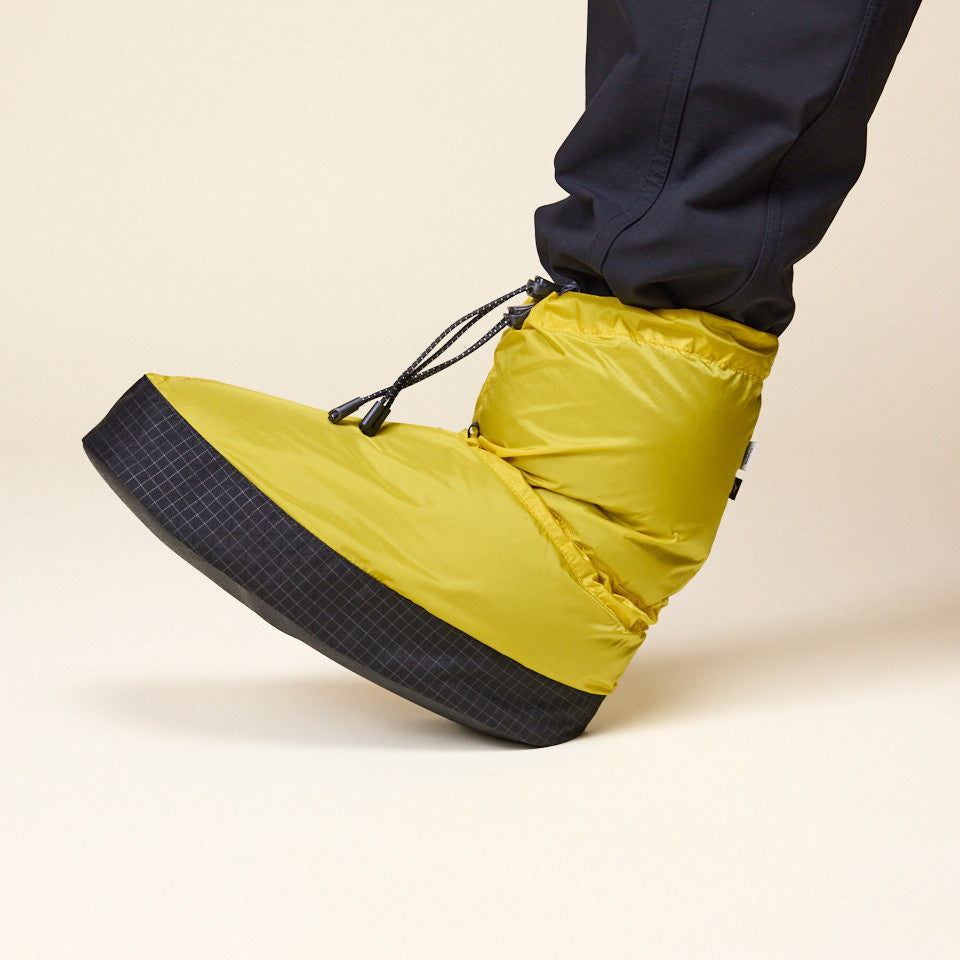 CAYL "Climb As You Love" - Down Booties - Yellow