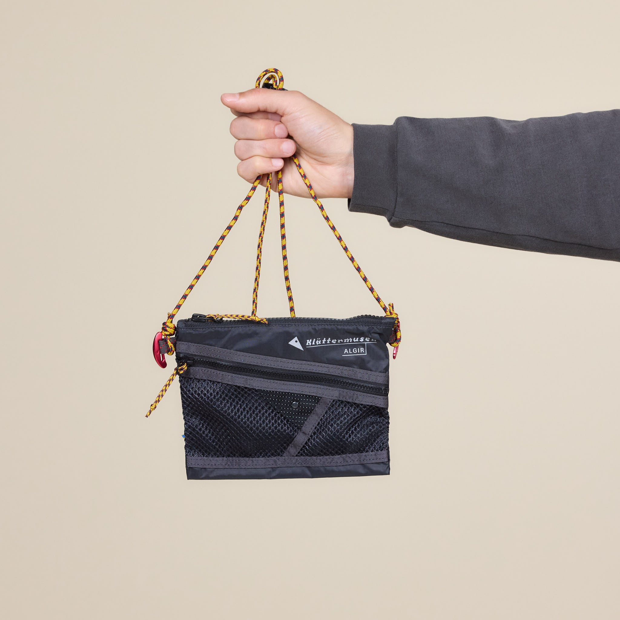Klättermusen - Algir Accessory Bag Small - Raven Black