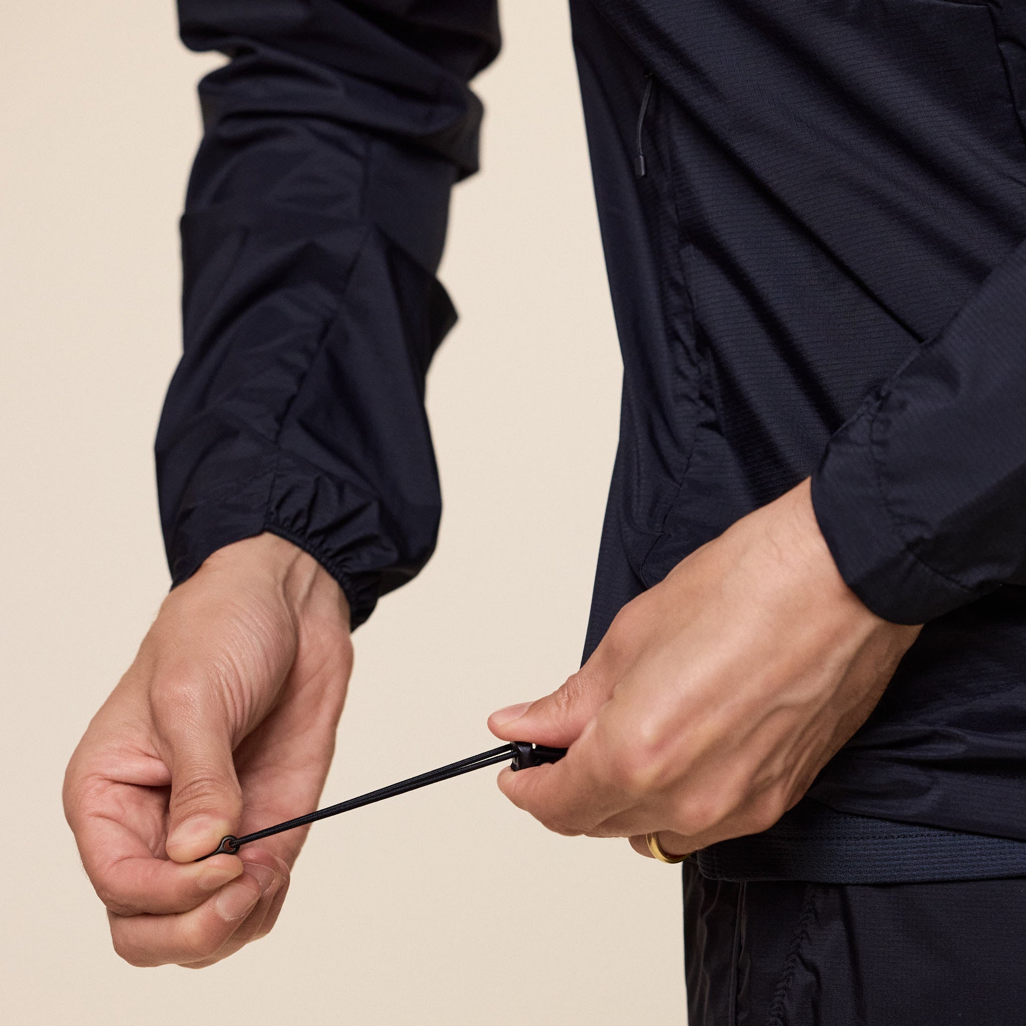 CAYL "Climb As You Love" - Light Conseal Zip Jacket - Black