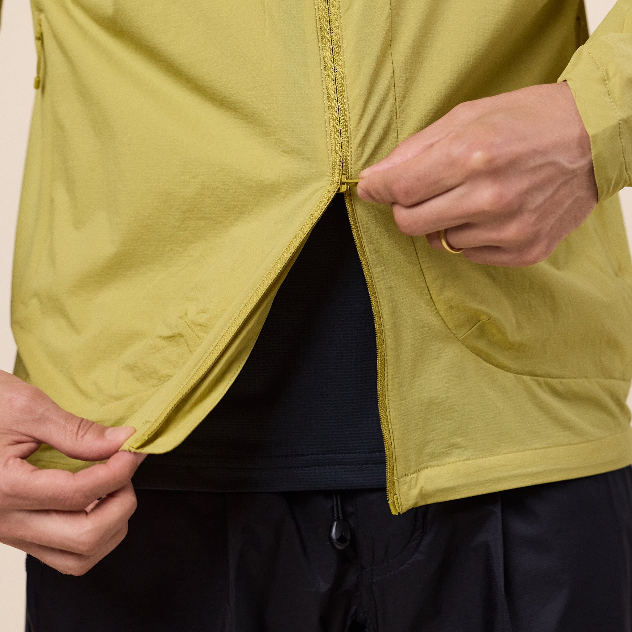 CAYL "Climb As You Love" - Light Conseal Zip Jacket - Golden Yellow