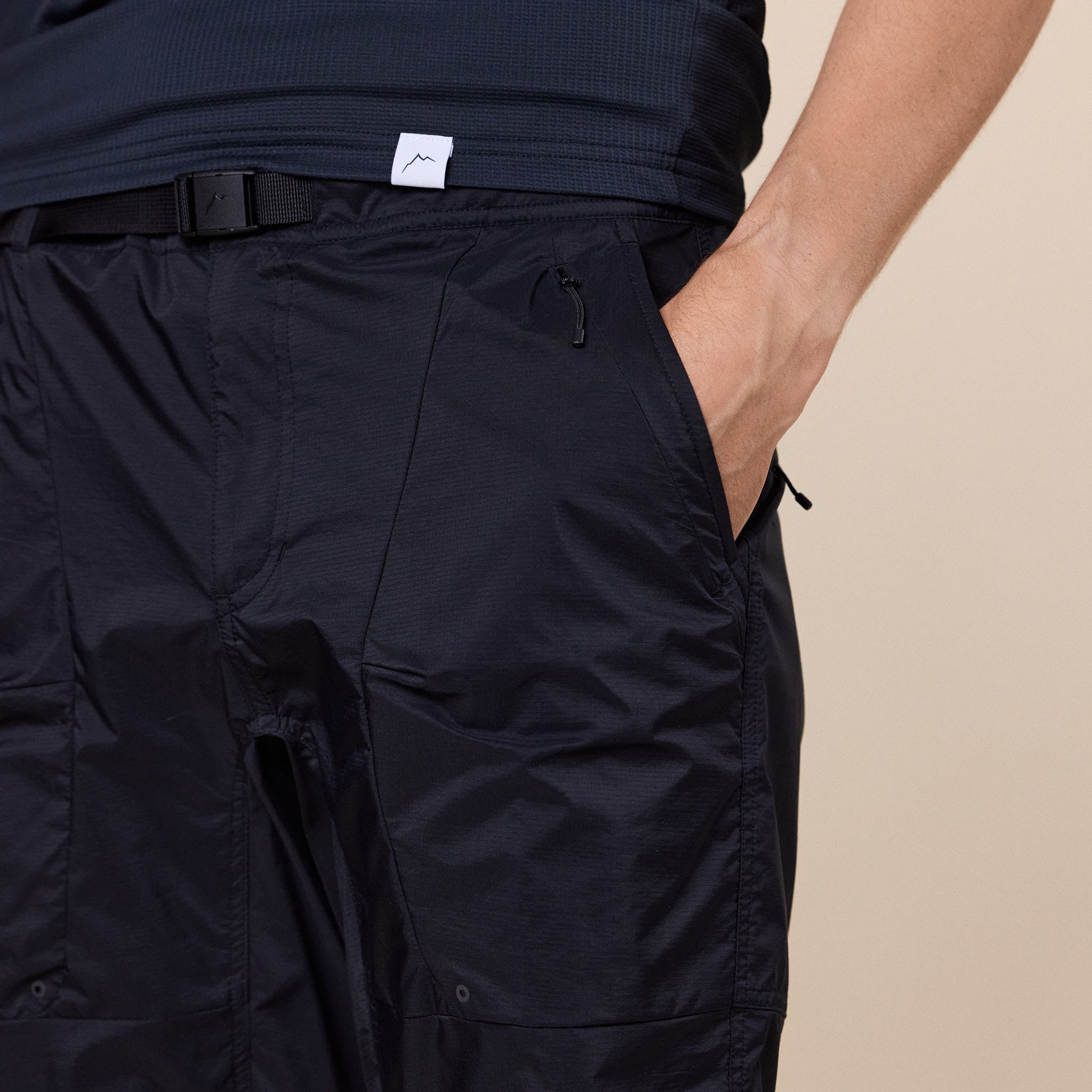 CAYL "Climb As You Love" - Light Conseal Zip Shorts - Black