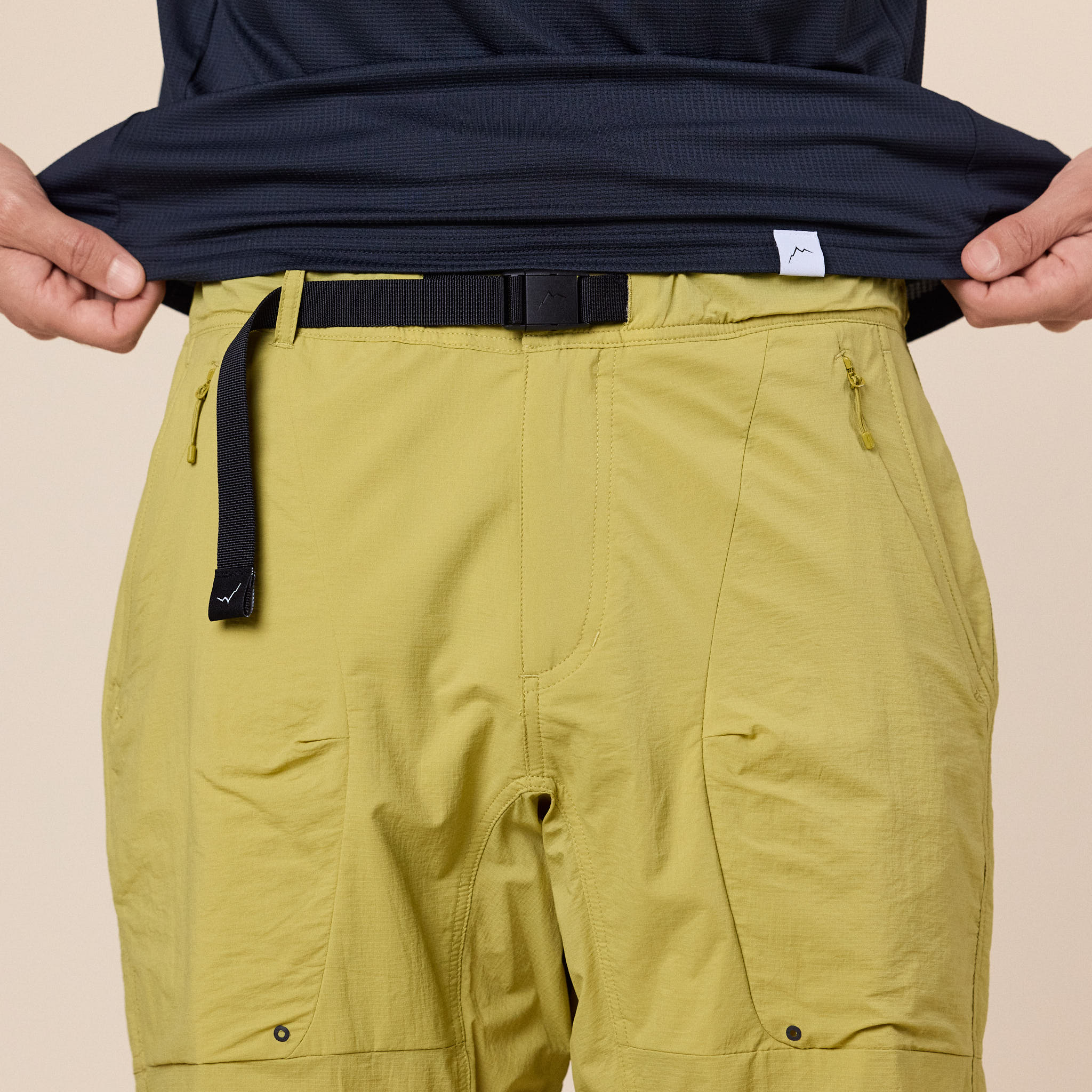 CAYL "Climb As You Love" - Light Conseal Zip Shorts - Yellow