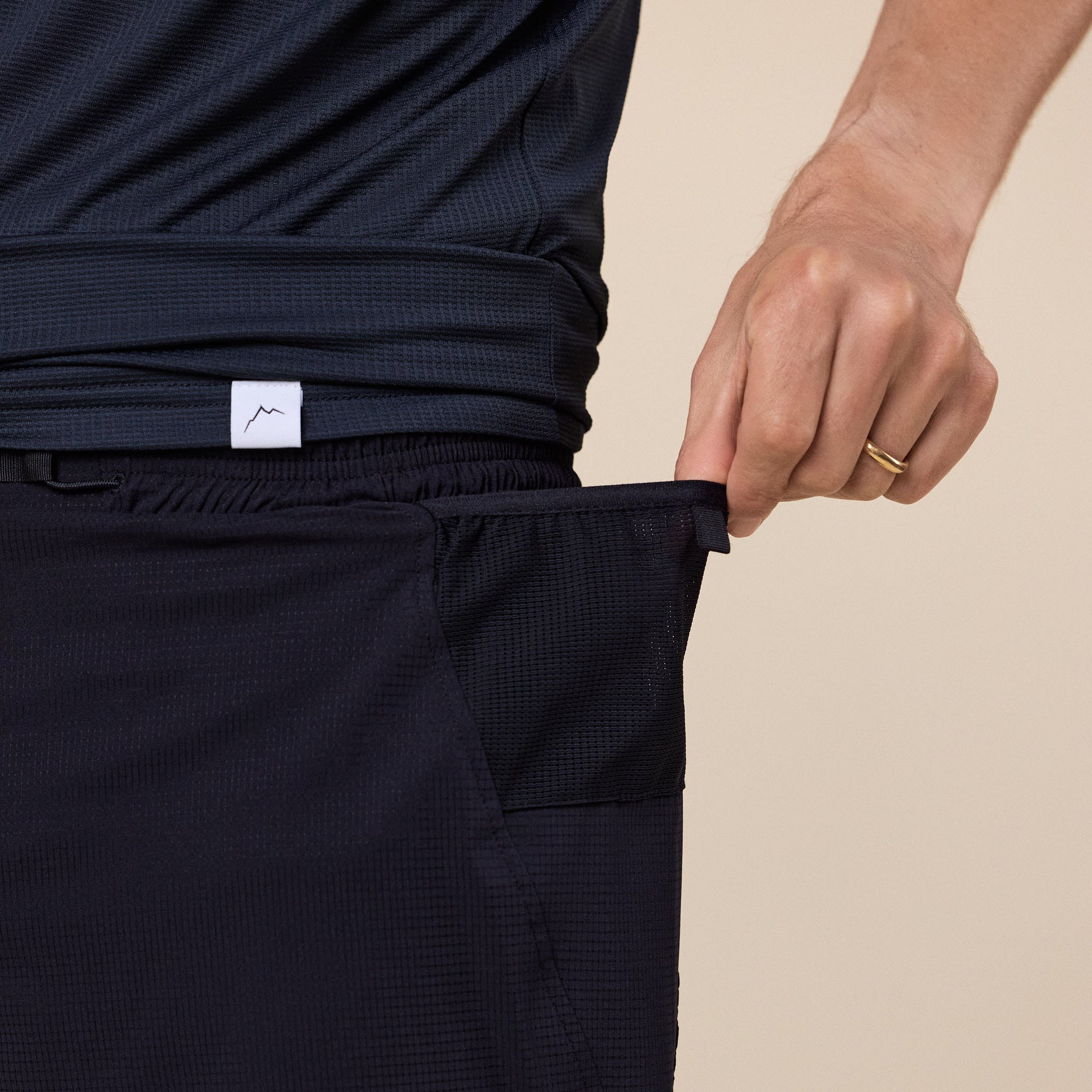 CAYL "Climb As You Love" - Light Flow Running Shorts - Black