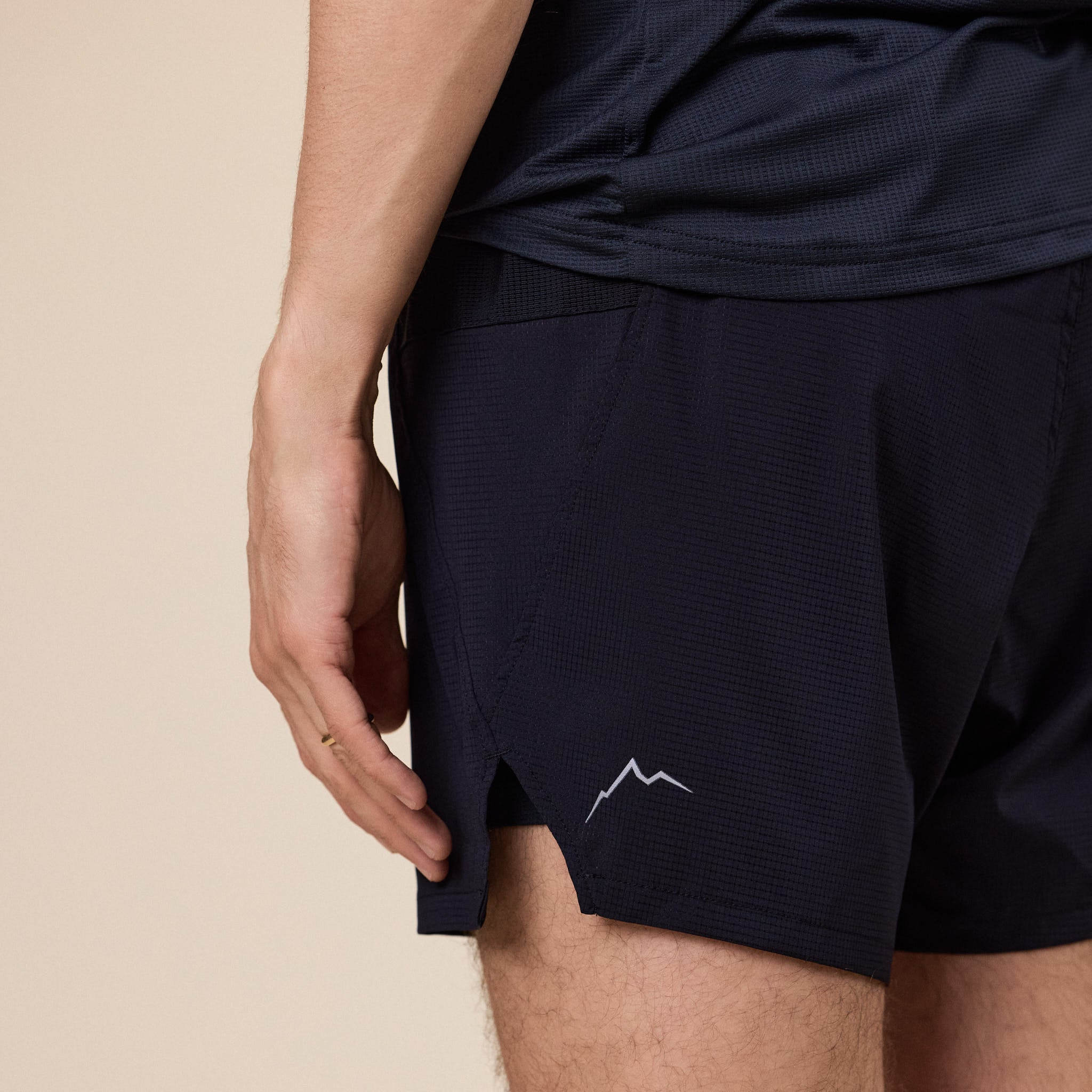 CAYL "Climb As You Love" - Light Flow Running Shorts - Black