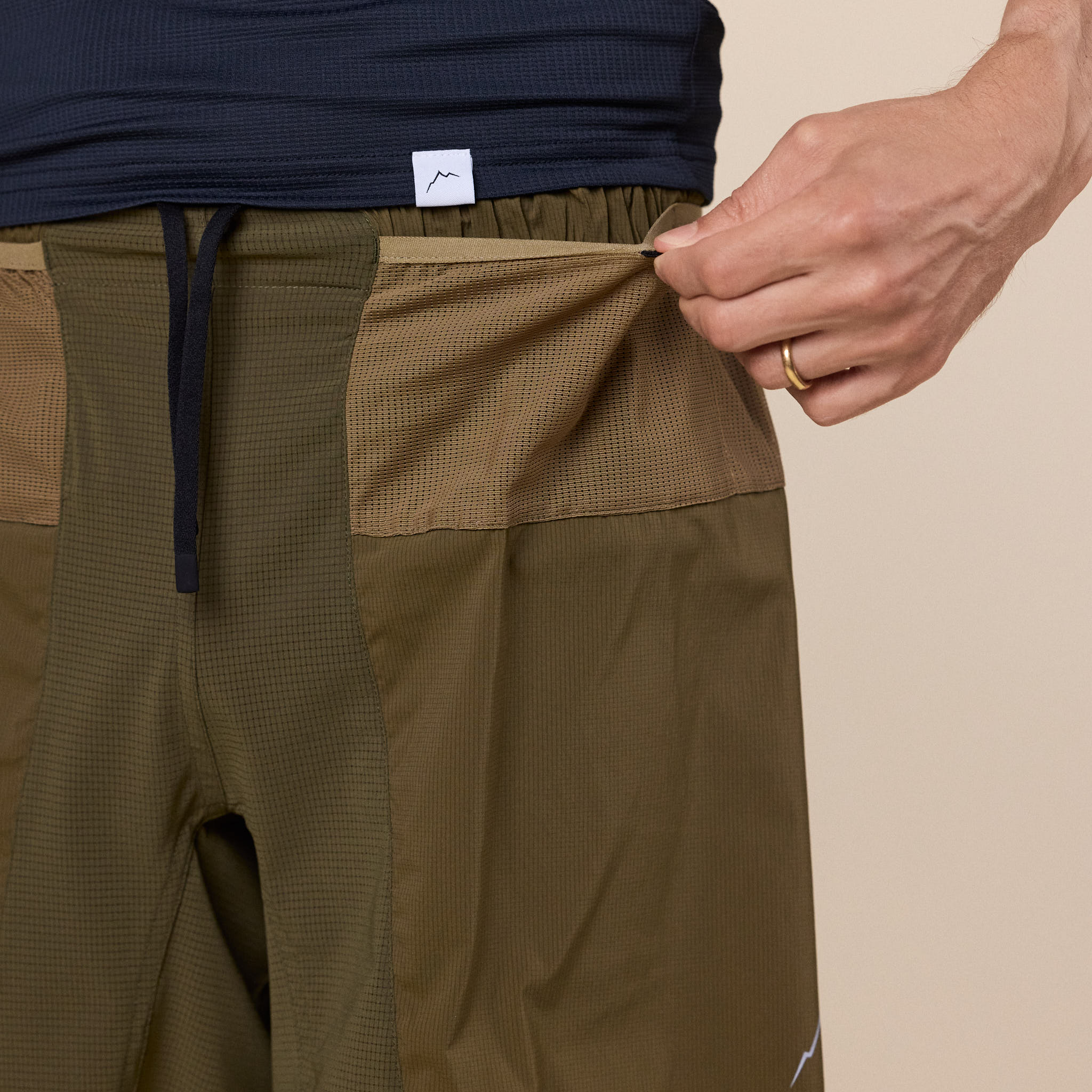 CAYL "Climb As You Love" - Light Flow Shorts - Brown Khaki