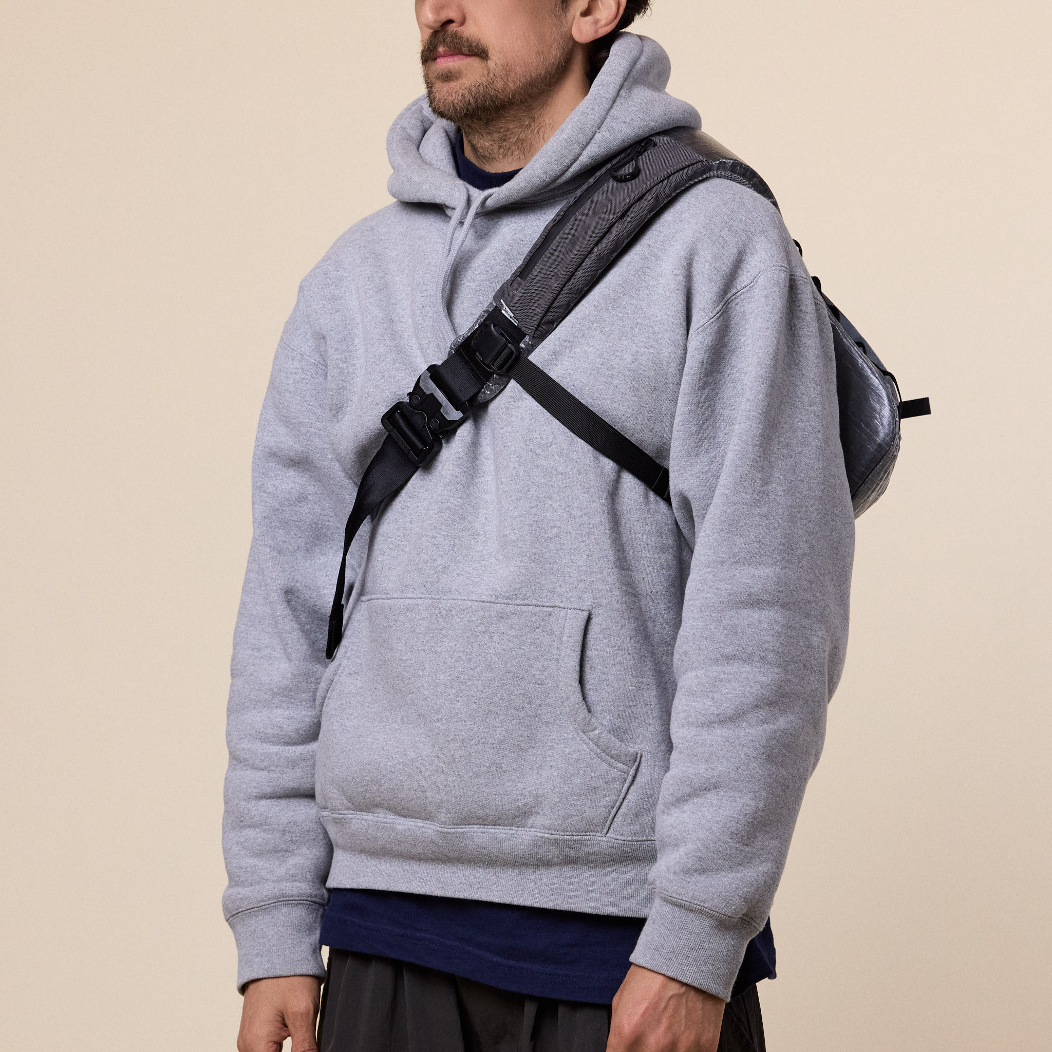 CMF Comfy Outdoor Garment - Messenger Bag Dyneema - Grey