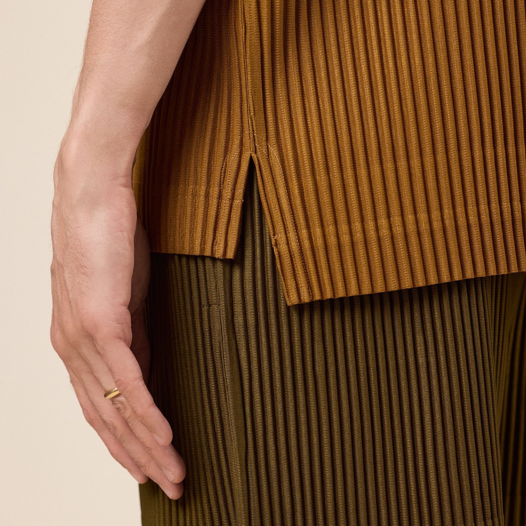 Homme Plissé Issey Miyake - Monthly Colours Shirt - Venice Boat Brown
