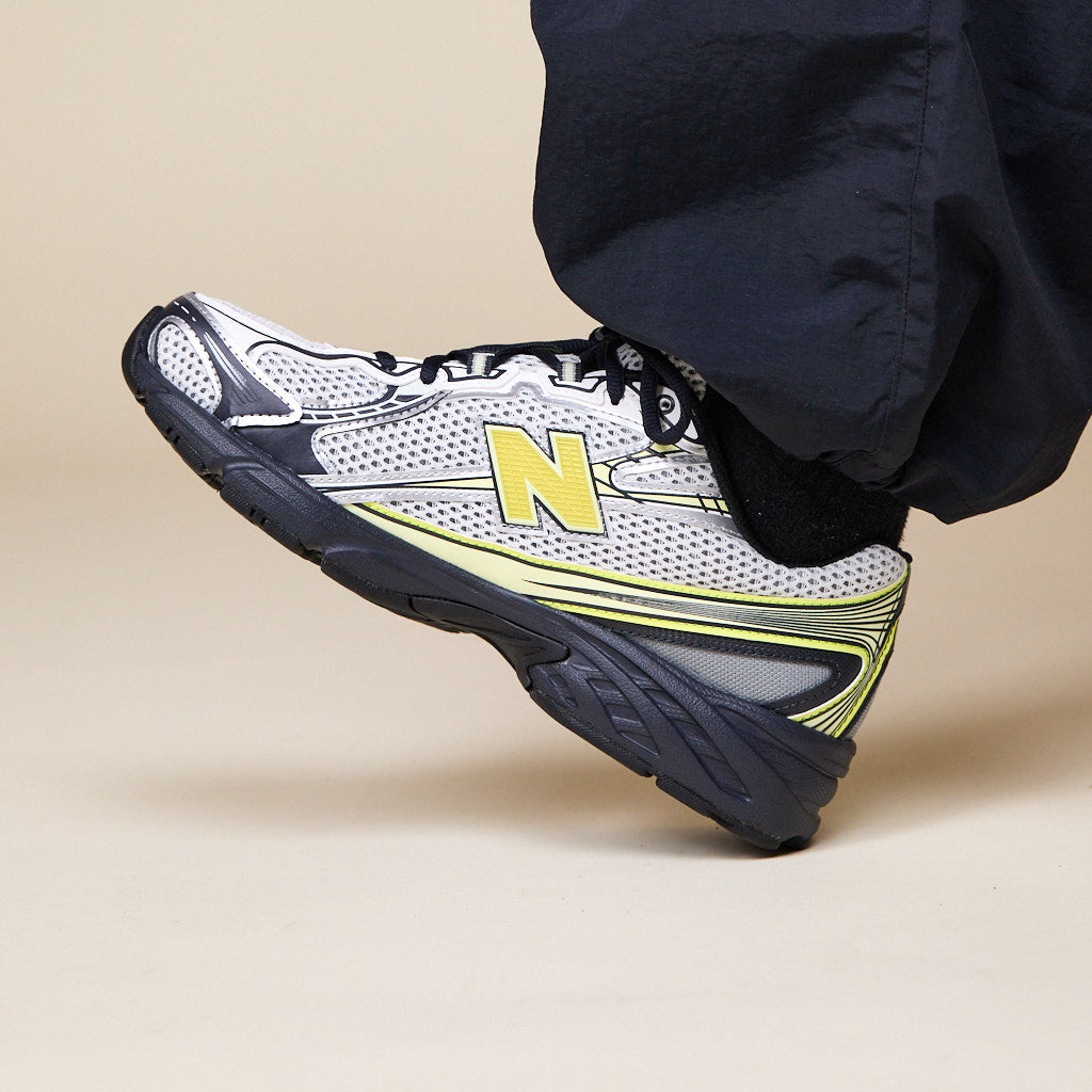 New Balance - 740 - Sea Salt / Phantom / Firefly