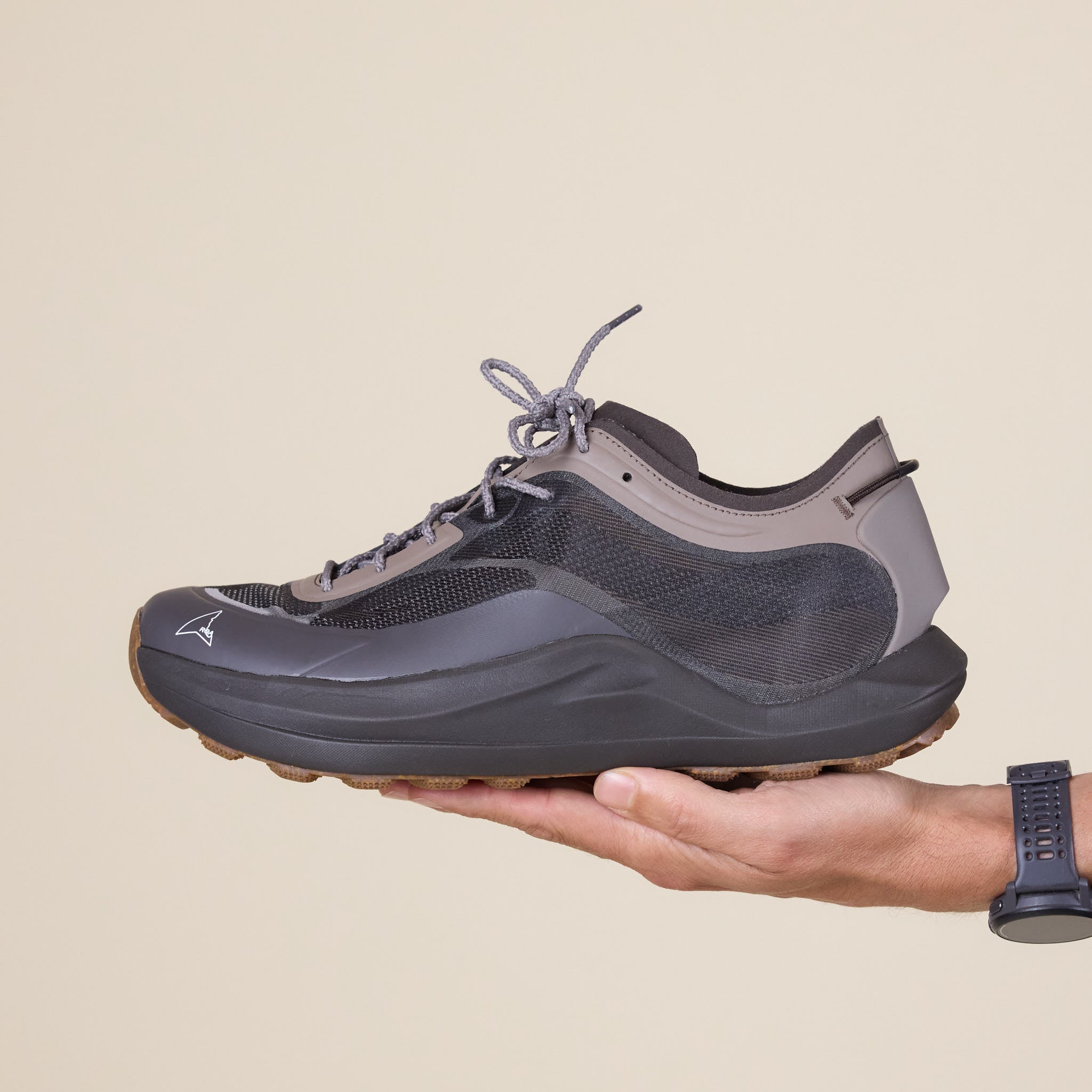 Roa Hiking - Sella Hiking Trainer  - Brown