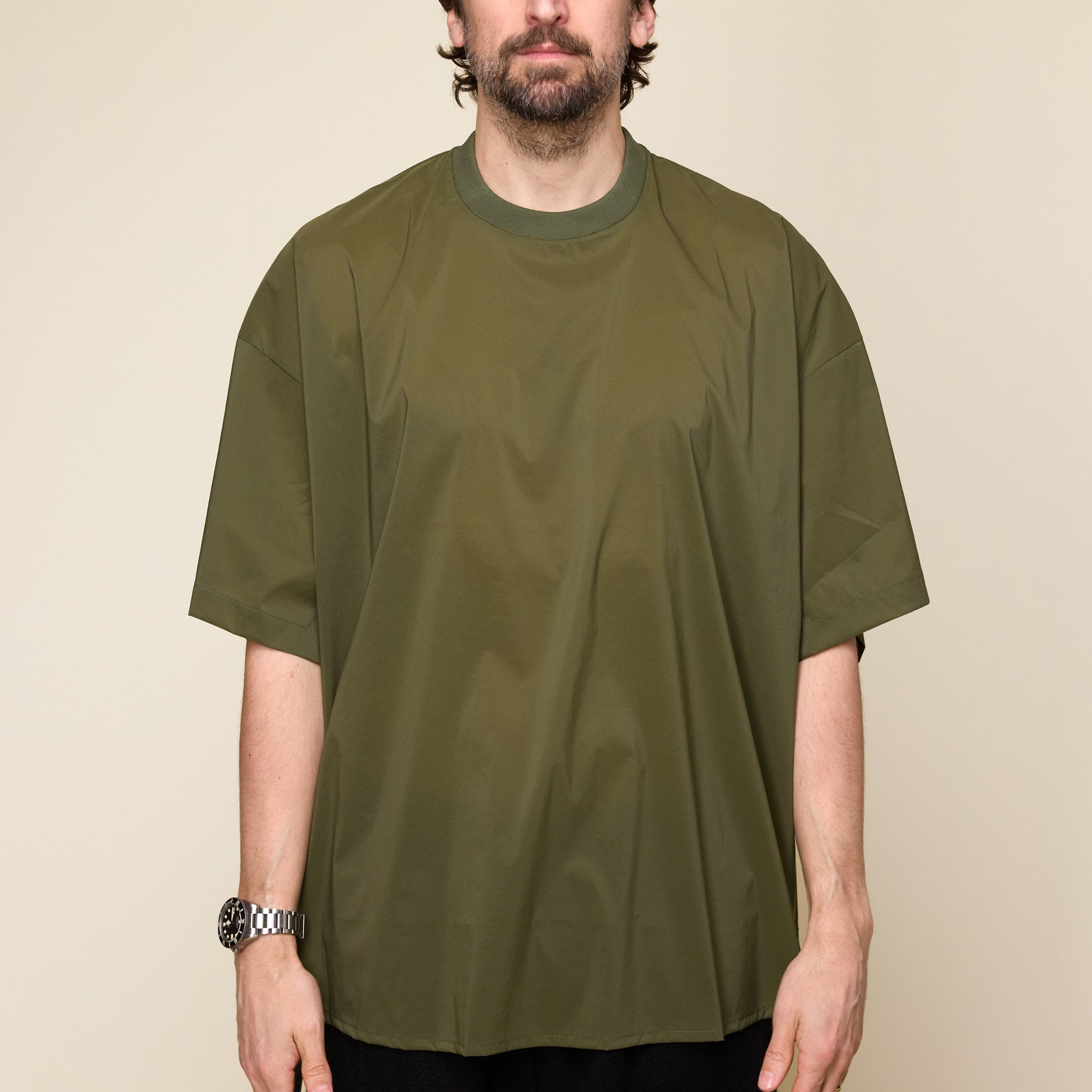 S.F.C Stripes For Creative - Big Nylon Rounds T-Shirt - Olive