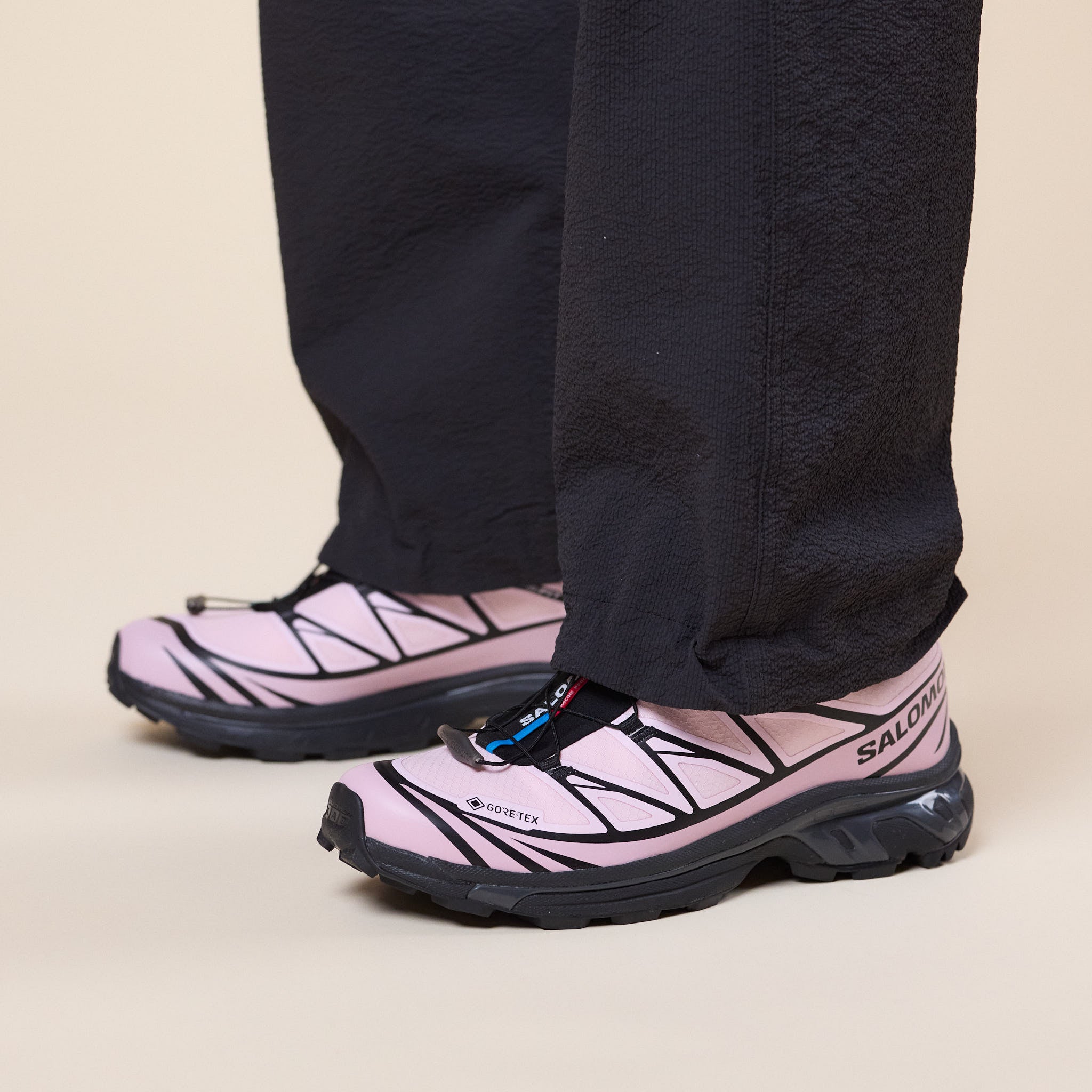 Salomon - XT-6 Gore-Tex - Black/Icy Pink/Dawn Pink