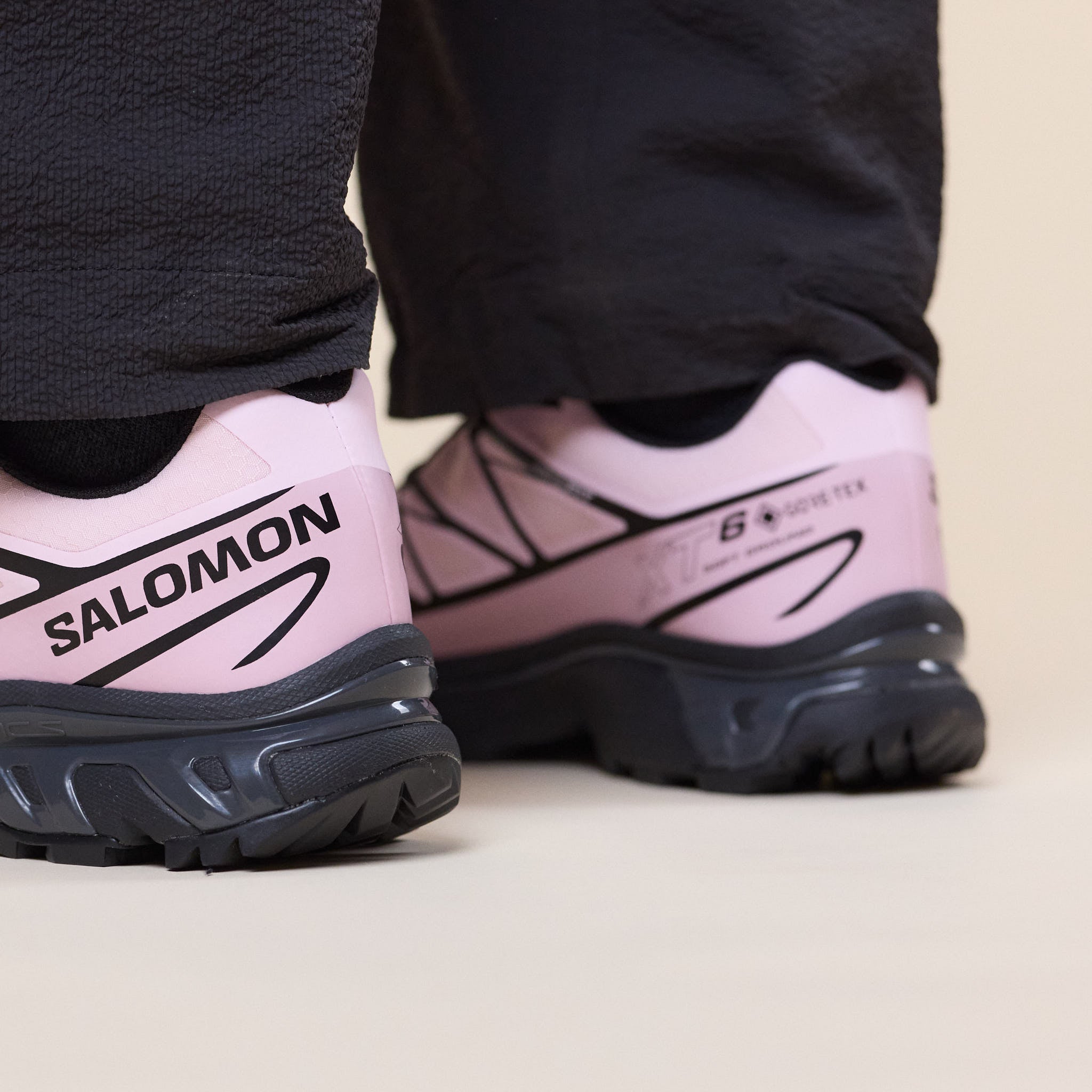 Salomon - XT-6 Gore-Tex - Black/Icy Pink/Dawn Pink
