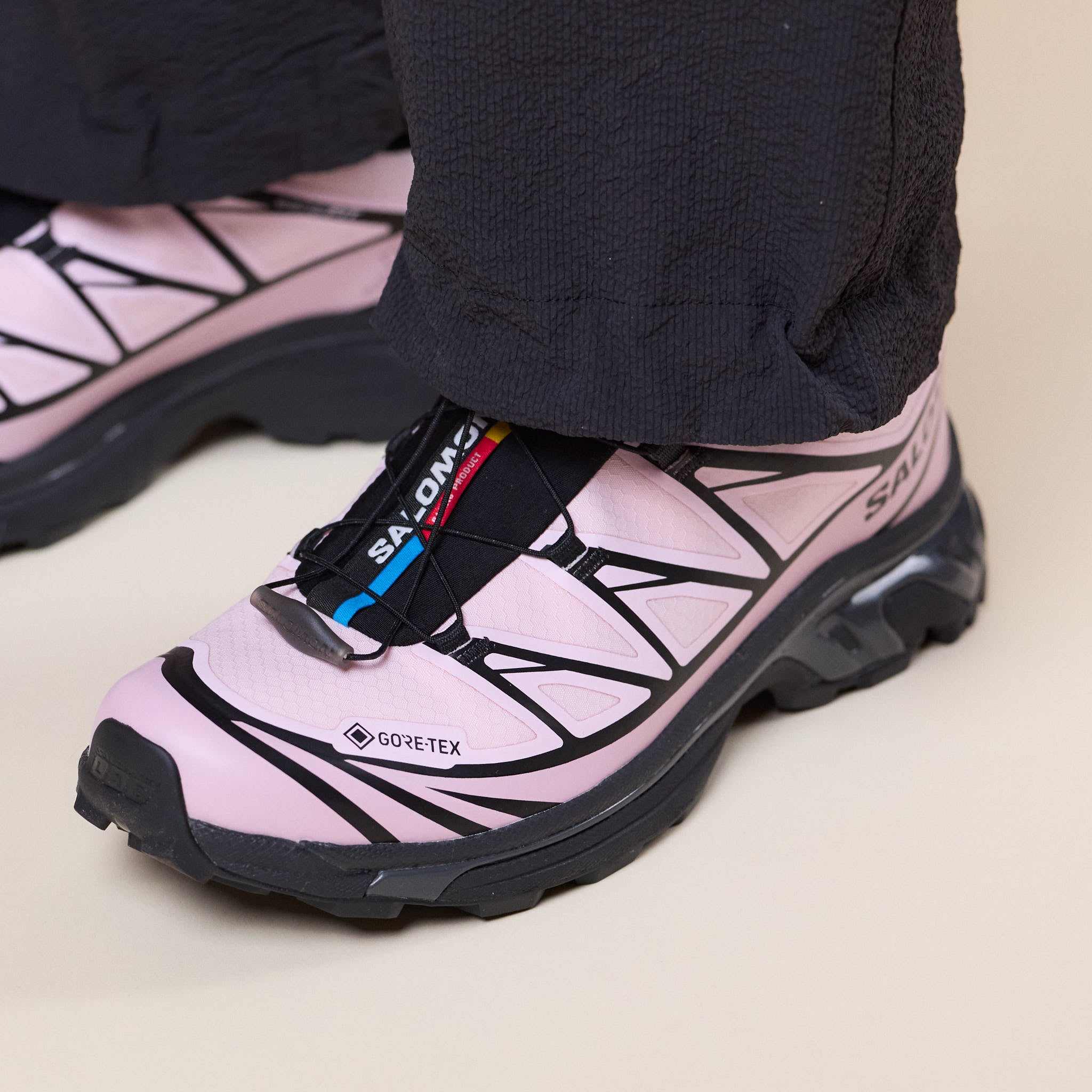 Salomon - XT-6 Gore-Tex - Black/Icy Pink/Dawn Pink