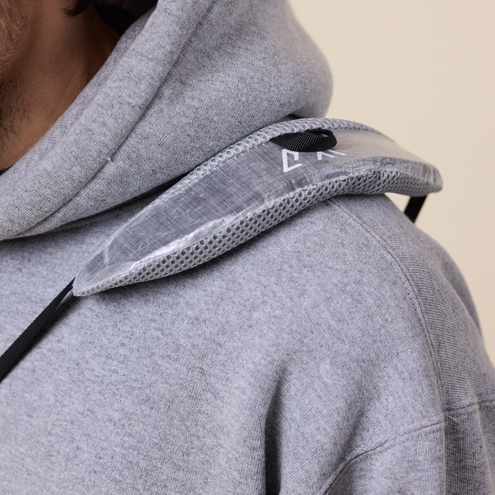 CMF Comfy Outdoor Garment - Sachosh Mod Dyneema - White